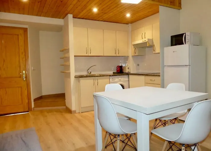 Apt5 Duplex Acollidor Al Centre De Aptgarbi 公寓 维克