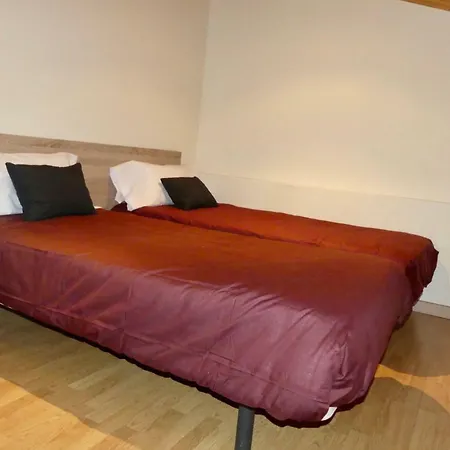 Apt5 Duplex Acollidor Al Centre De Aptgarbi * Vic